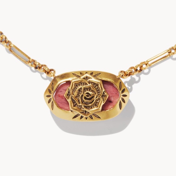 NWT Kendra Scott Elisa Vintage Gold Etch Frame Necklace in Blush Pink Quartzite - Picture 2 of 9